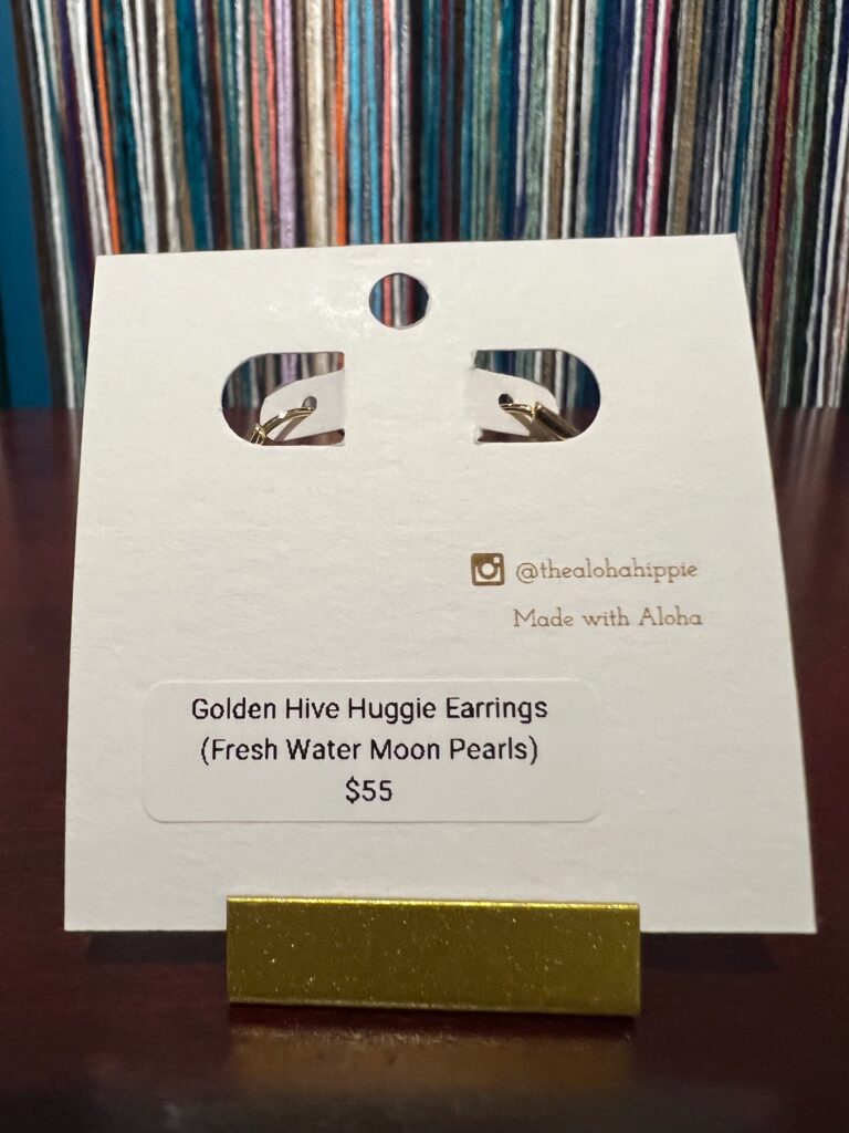 Golden hive huggie earrings (fresh water moon pearls) No. 01, photo 4