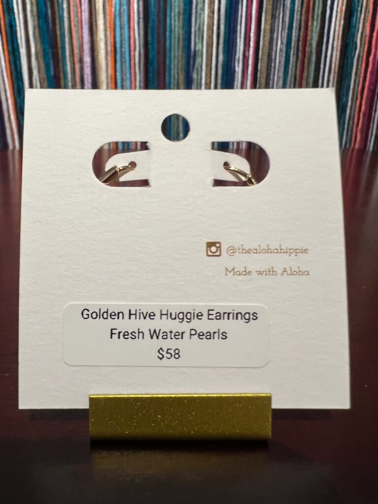 Golden hive huggie earrings fresh water pearls No. 02, photo 4