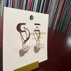 French kiss earrings (Hawaiian puka shells + pearls