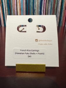 French kiss earrings (Hawaiian puka shells + pearls, photo 4