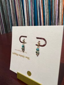 Pixie dot stud earrings (turquoise), photo 3