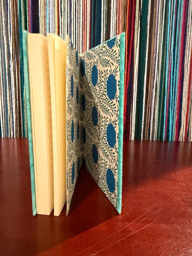 Journal Medium No. 03, photo 2