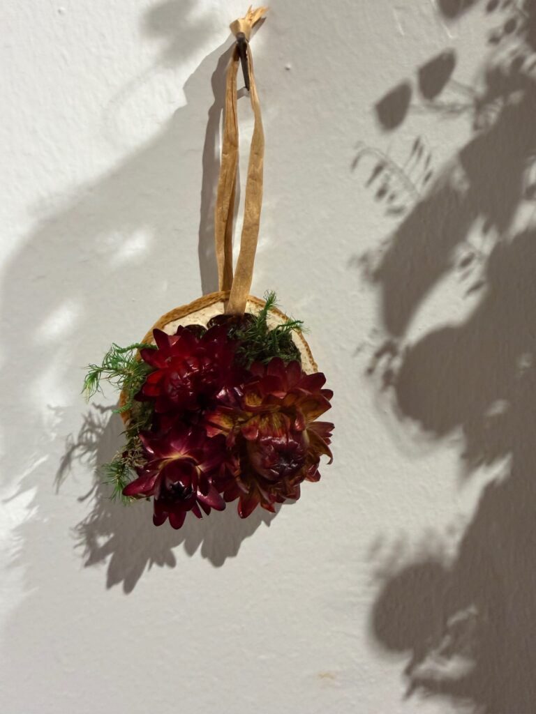 Flower ornament No. 10, photo 1