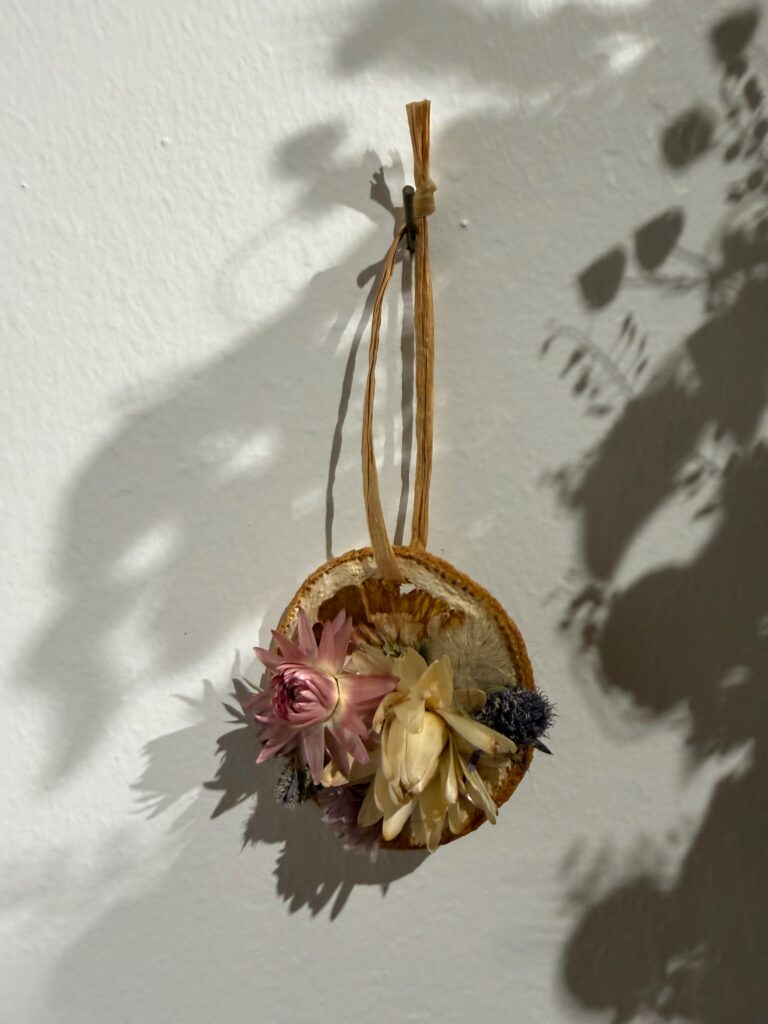 Flower ornament No. 04, photo 1